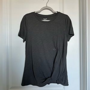 24/7 by Maurice’s basic T with Twist